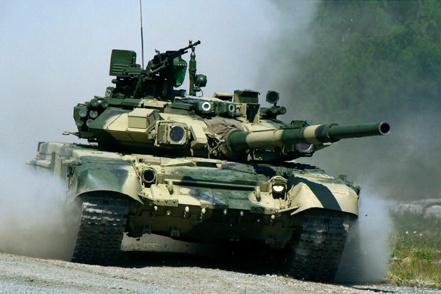 Россия завершит поставку ста танков Т-90С Азербайджану в начале 2015 года